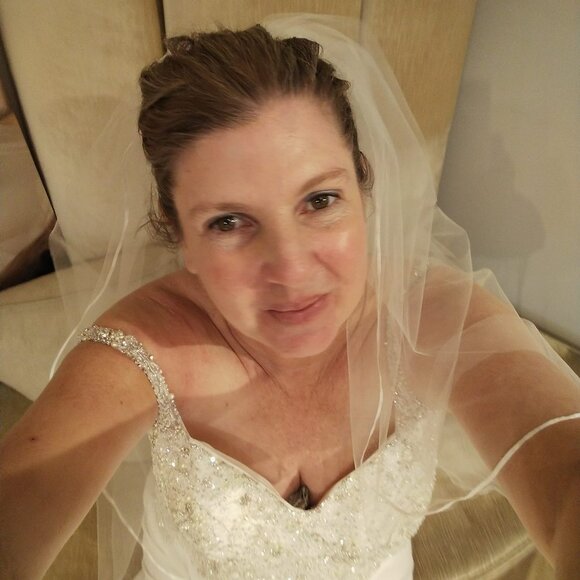 New With Tags/ Casablanca Bridal Wedding Dress - Picture 7 of 7